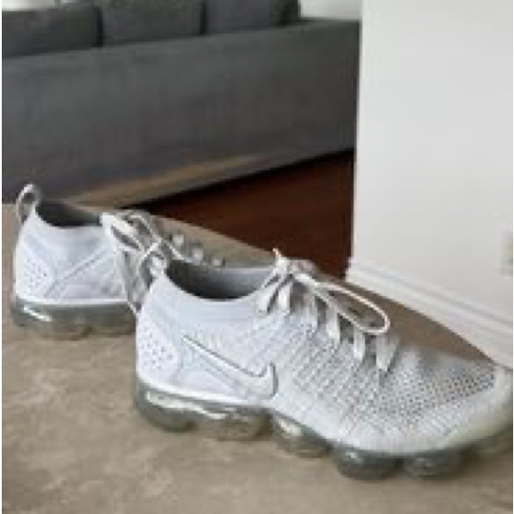 Nike Air VaporMax Flyknit 8W - Picture 2 of 4